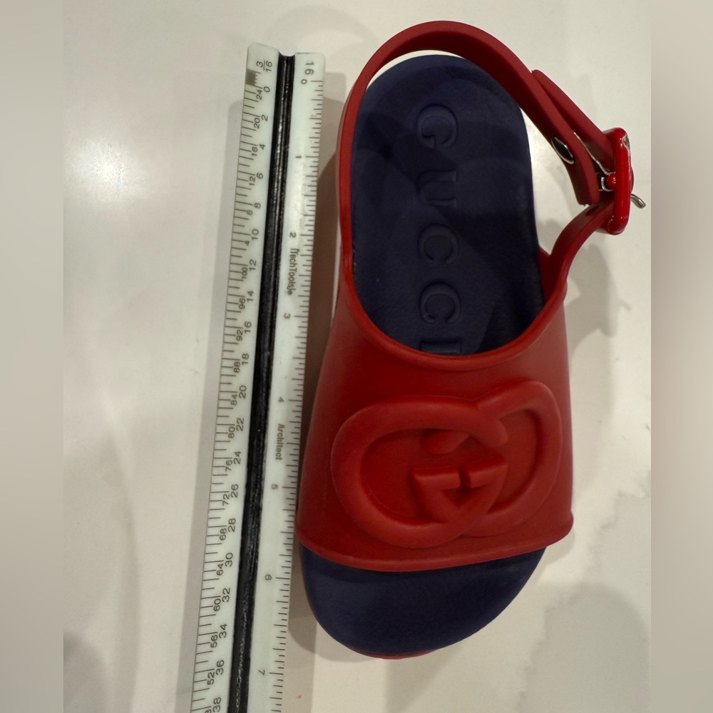 Gucci Red and Orange Kids Sandals - Picture 4 of 4